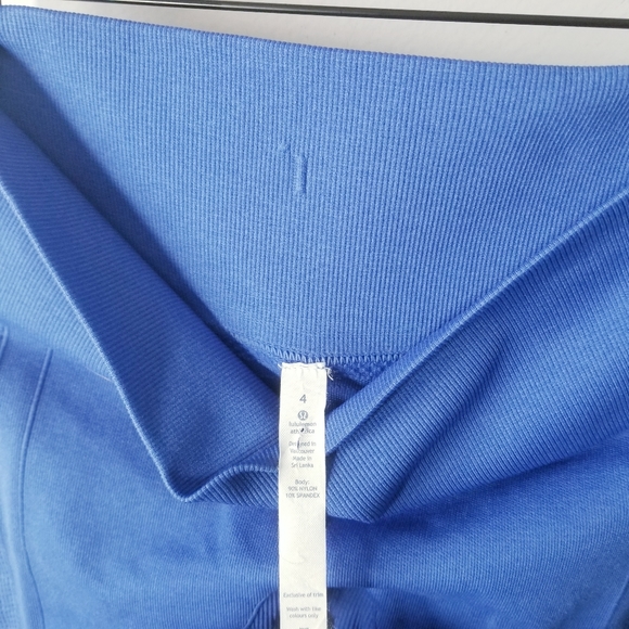 Lululemon Ebb To Street Pant Size 4 EUC - Picture 5 of 5